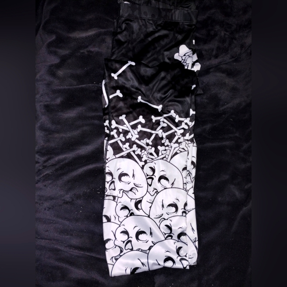Silky Halloween leggings
